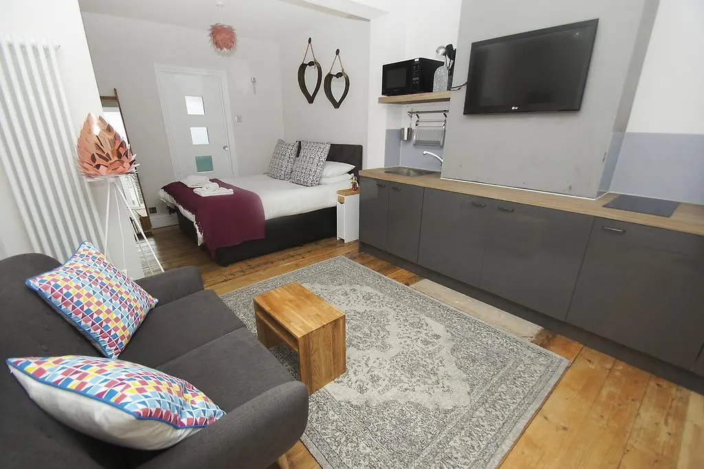 Brighton Abode - By Brighton Holiday Lets 0*,  United Kingdom
